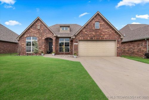 18209 E 46th St, Tulsa, OK, 74134-7447 | Card Image