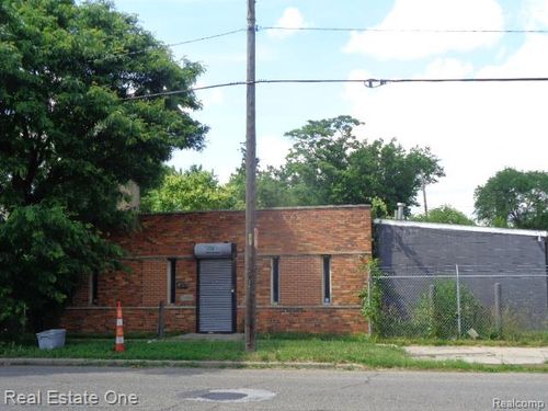 2950 Puritan Street, Detroit, MI, 48238 | Card Image