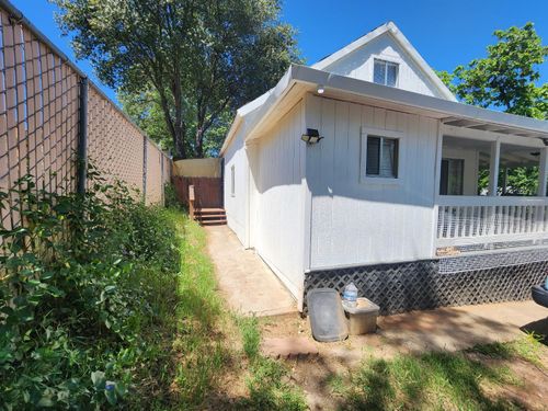 18428 Carter St, Tuolumne, CA, 95379-9715 | Card Image