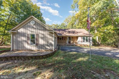 12304 Quarter Charge Drive, House other with 3 bedrooms, 2 bathrooms and null parking in SPOTSYLVANIA VA | Image 2