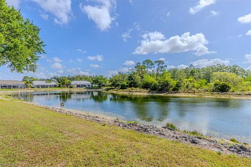 57-5205 Whitten Dr, NAPLES, FL, 34104-5313 | Card Image
