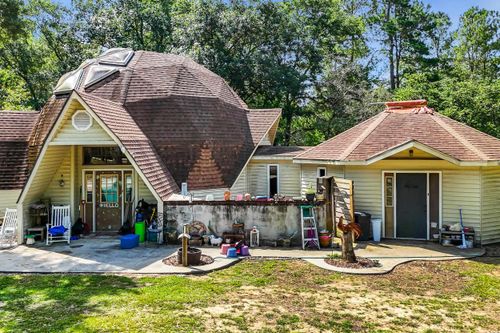 10381 Hardwick Rd, Nichols, SC, 29581-3546 | Card Image