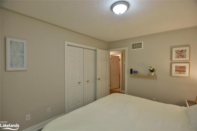36 47 Th St S, House other with 5 bedrooms, 3 bathrooms and 6 parking in Wasaga Beach ON | Image 19