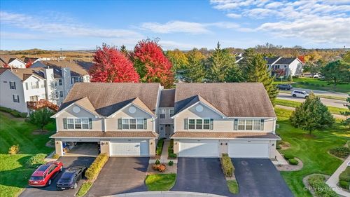507 Windham Cove Dr, Crystal Lake, IL, 60014-8998 | Card Image