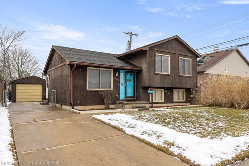 18875 Poinciana, Redford, MI, 48240-2034 | Card Image