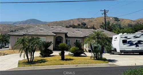 3905 La Hacienda Dr, San Bernardino, CA, 92404 | Card Image