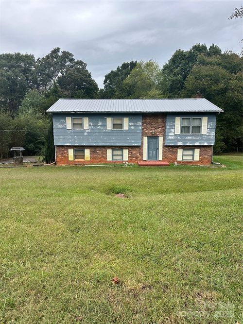 5079 Archdale Dr, Conover, NC, 28613-8413 | Card Image