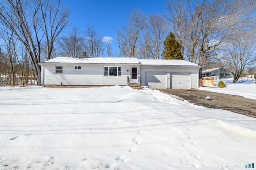 23 Ridgefield Rd, Wallingford, CT, 06492-2025 | Card Image