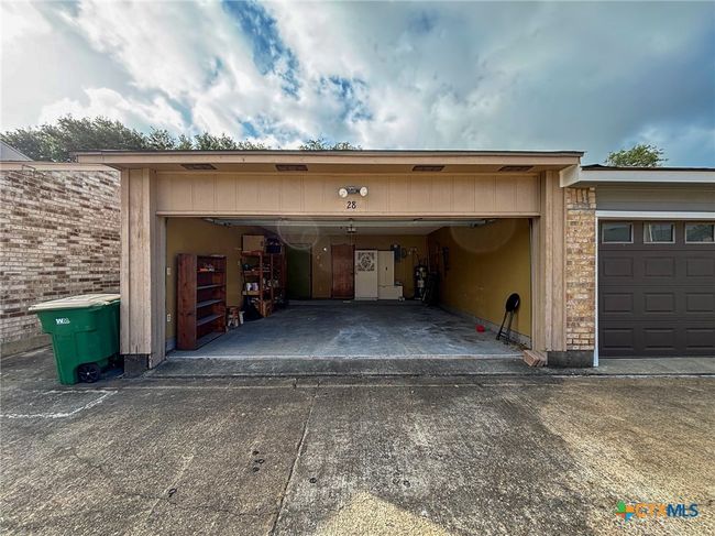 APT-28 - 101 Maplewood Dr, Condo with 3 bedrooms, 2 bathrooms and null parking in Victoria TX | Image 34
