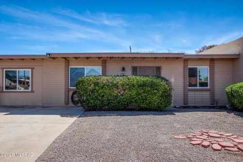 6820 E Barrow Street, Tucson, AZ, 85730 | Card Image