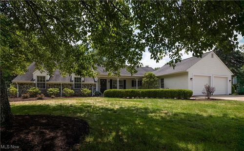 265 Senlac Hills Dr, Chagrin Falls, OH, 44022-3256 | Card Image