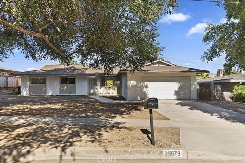 35679 Crestview Dr, Yucaipa, CA, 92399 | Card Image