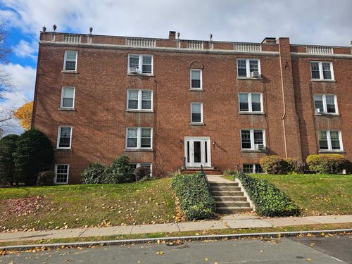 apt-5a-5A Robin Rd, West Hartford, CT, 06119-1225 | Card Image