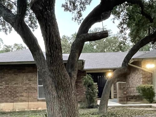 6114 Woodmoor St, San Antonio, TX, 78249 | Card Image