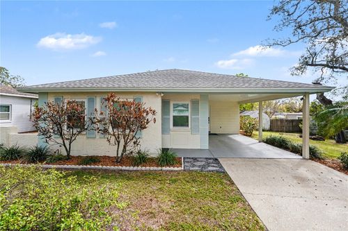 9605 N Edison Ave, Tampa, FL, 33612-7833 | Card Image