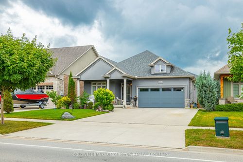 1534 Haist St, Fonthill, ON, L0S1E5 | Card Image
