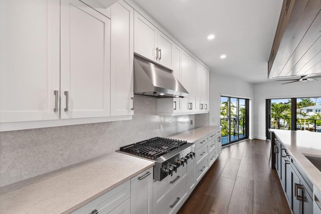 201 N Harbor Dr, House other with 5 bedrooms, 4 bathrooms and null parking in HOLMES BEACH FL | Image 43