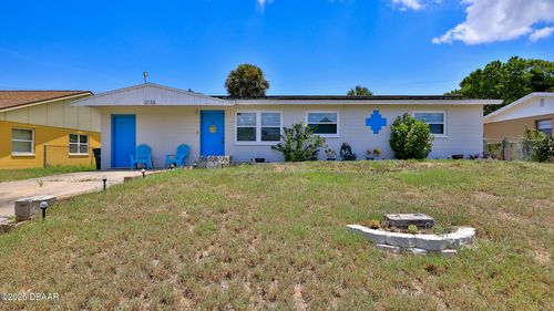 1033 Cadillac Dr, Daytona Beach, FL, 32117-3931 | Card Image