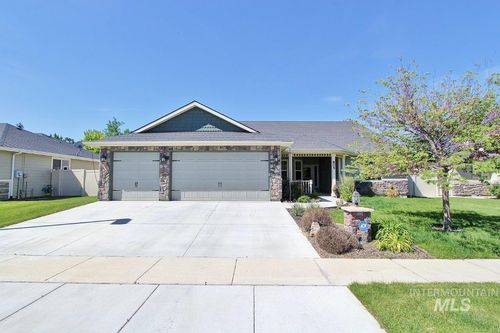 805 W. Arbor Pointe Way, Nampa, ID, 83686 | Card Image