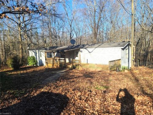 308 Clara Hill Ln, Lexington, NC, 27292-6176 | Card Image