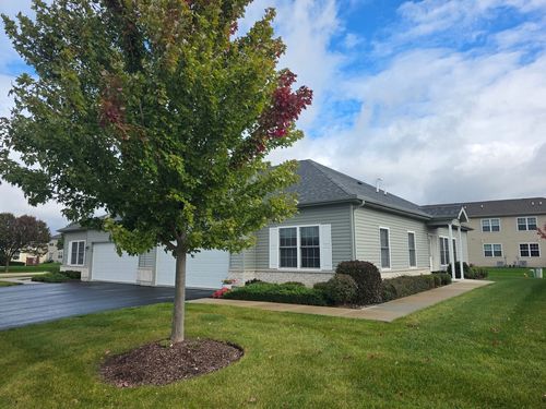 906 Lexington St, McHenry, IL, 60050-2467 | Card Image