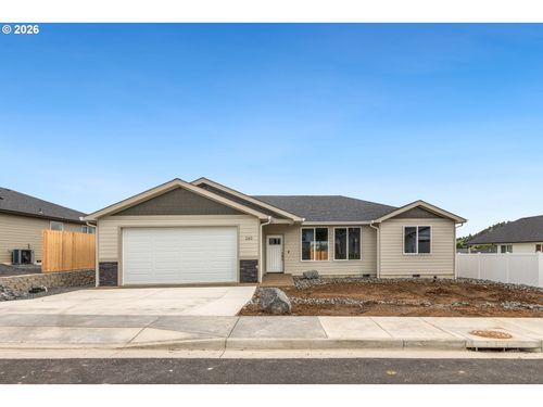 260 Se Logan St, Winston, OR, 97496-6612 | Card Image