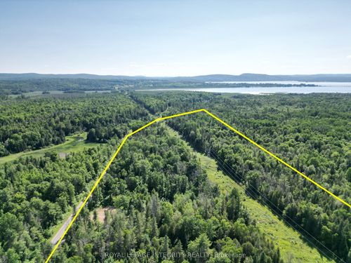L12 C10 Barryvale Rd, Calabogie, ON, K0J1H0 | Card Image