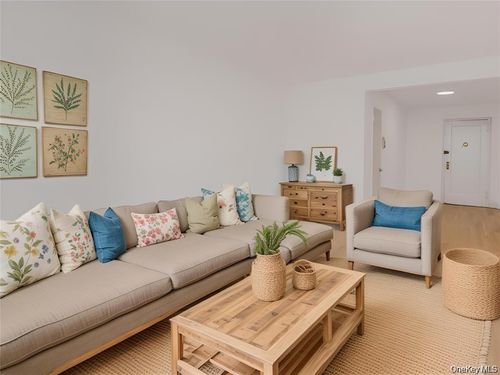 apt-4h-2104 Holland Ave, Bronx, NY, 10462-2380 | Card Image