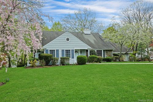 156 Rock Creek Ln, Scarsdale, NY, 10583-7315 | Card Image