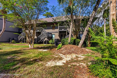 106 Lanai, Diamondhead, MS, 39525 | Card Image