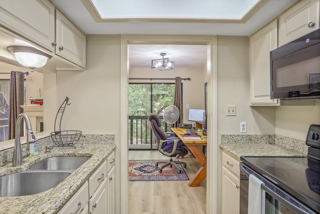 1118 Signal Ridge Pl, Condo with 3 bedrooms, 2 bathrooms and null parking in Rockwall TX | Image 5