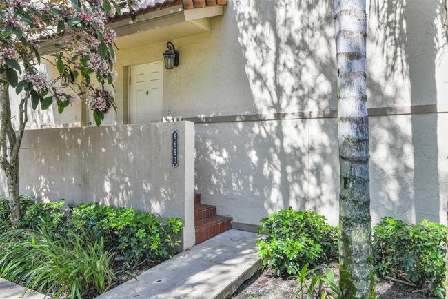 6693 - 6693 Via Regina, Townhouse with 3 bedrooms, 3 bathrooms and null parking in Boca Raton FL | Image 4