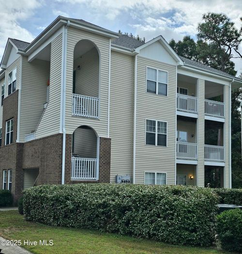 unit-204-4525 Sagedale Dr, Wilmington, NC, 28405-2237 | Card Image