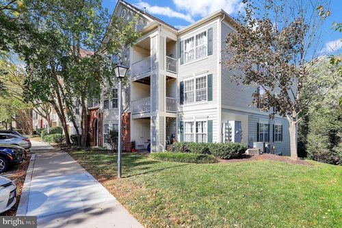 apt-t3-18809 Sparkling Water Dr, GERMANTOWN, MD, 20874-2192 | Card Image