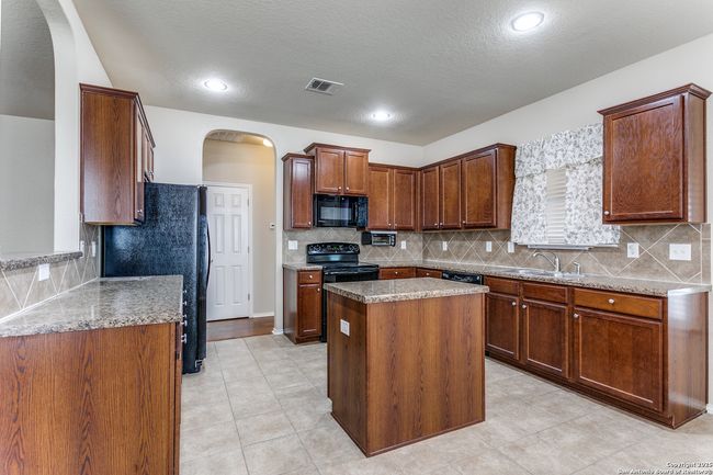 2629 War Admiral, House other with 3 bedrooms, 2 bathrooms and null parking in Schertz TX | Image 8