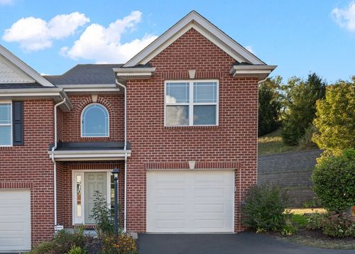 121 Anderson Sta, Venetia, PA, 15367-1469 | Card Image