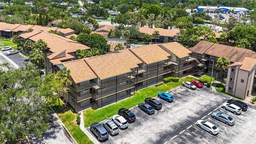 8b3-6308 Newtown Cir, Tampa, FL, 33615-3605 | Card Image