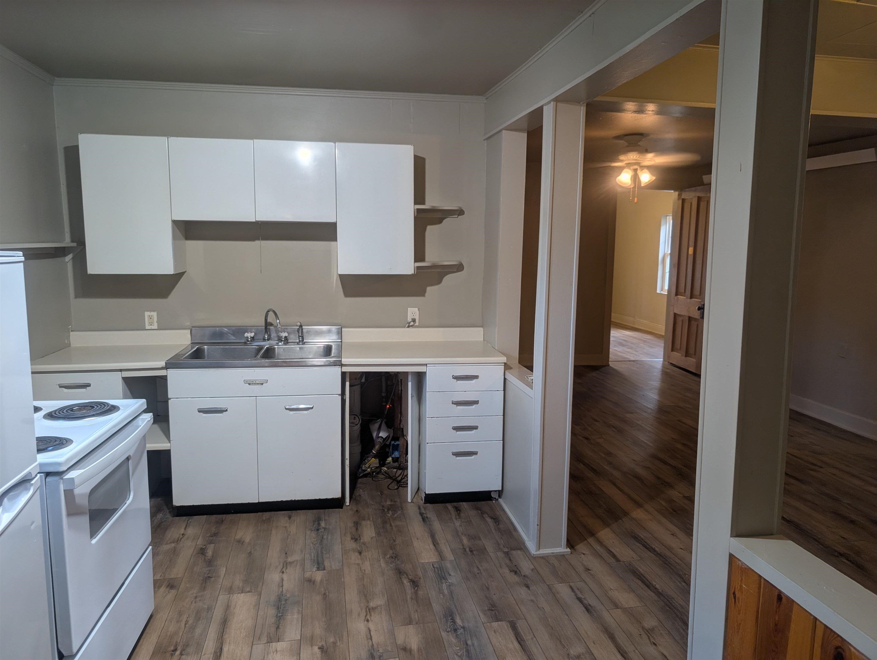 Commercial Lease in Lead 3