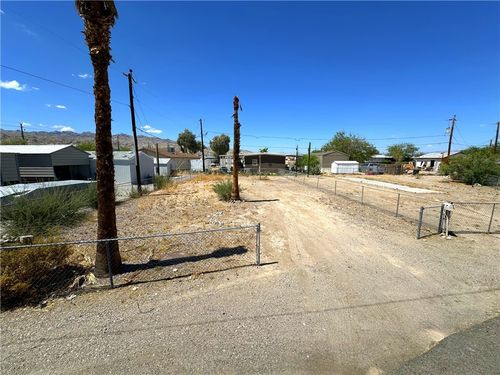 1822 Del Norte Dr, Bullhead City, AZ, 86442-4708 | Card Image