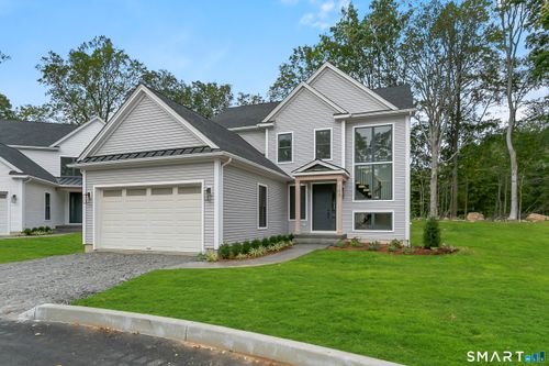 80 Oronoque Hills Rd, Stratford, CT, 06614-1364 | Card Image