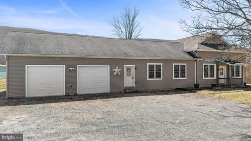 1599 S Eagle Valley Rd, JULIAN, PA, 16844-9408 | Card Image