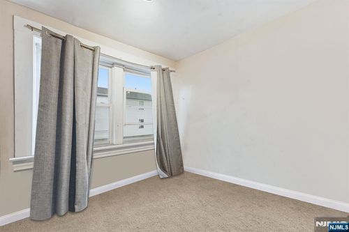 971 Grove St, Irvington, NJ, 07111-4301 | Card Image