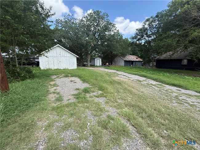 184 3 Rd St, House other with 3 bedrooms, 2 bathrooms and null parking in Maxwell TX | Image 25