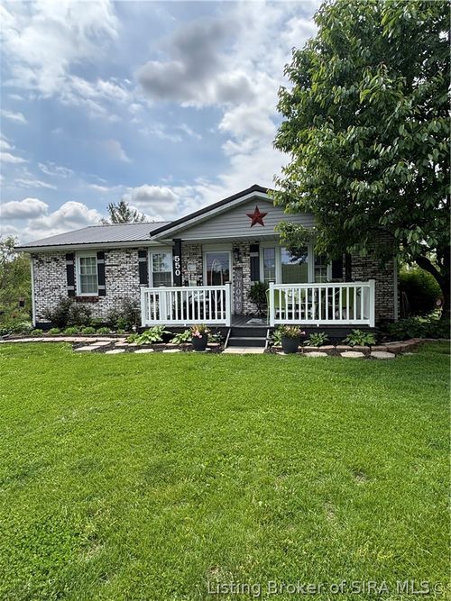 550 W Water Tower Rd, Salem, IN, 47167-8510 | Card Image