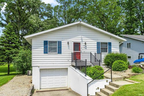 645 W 590 S, Wolcottville, IN, 46795-9521 | Card Image