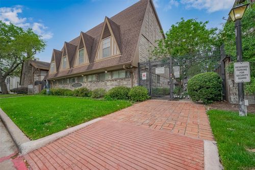 apt-4-2574 Marilee Ln, Houston, TX, 77057-4254 | Card Image