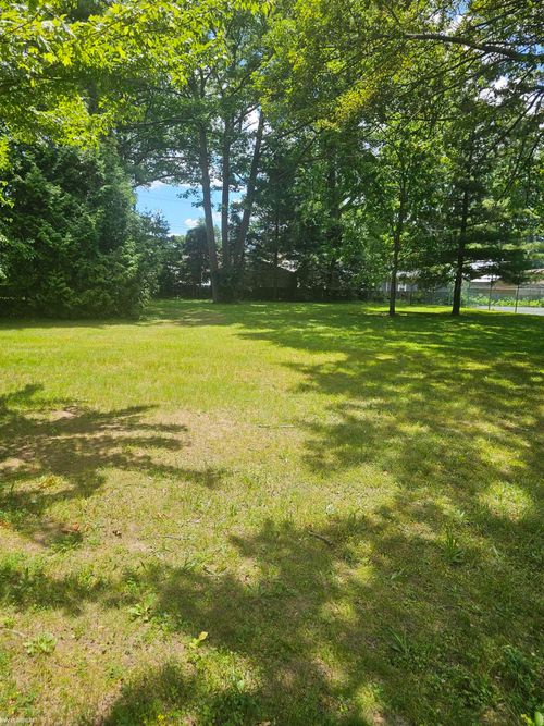 3003 Sandy Oaks Ln, Fort Gratiot, MI, 48059-2867 | Card Image