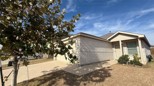 14065 Haggerston Dr, Pilot Point, TX, 76258-1690 | Card Image