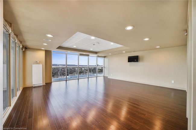 551 Maple Ave, House attached with 1 bedrooms, 1 bathrooms and 1 parking in Burlington ON | Image 22