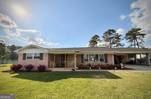 396 Douglas Hwy, Hazlehurst, GA, 31539-6079 | Card Image